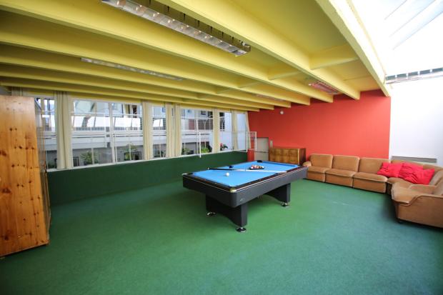 leisure room with billard table