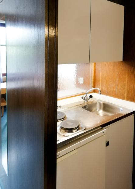 view of kitchenette 