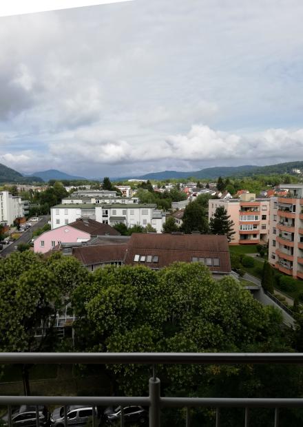 Blick von der Westseite des Haues