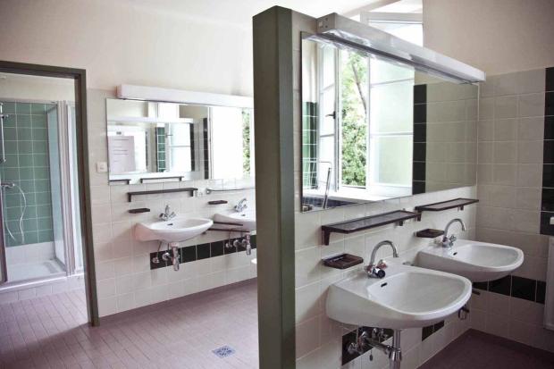 view of common bathroom